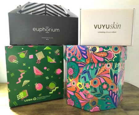CHIRYO - About Us 17 CHIRYO Light Therapy Recycled packaging LUSH - Euphorium - VUYUSkin